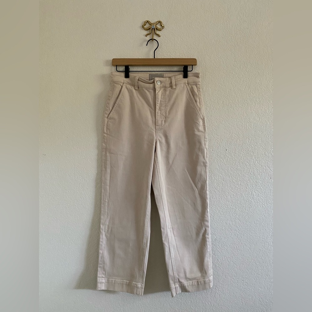 Everlane Women’s Beige The Straight Leg Cropped Short Pants Size 8